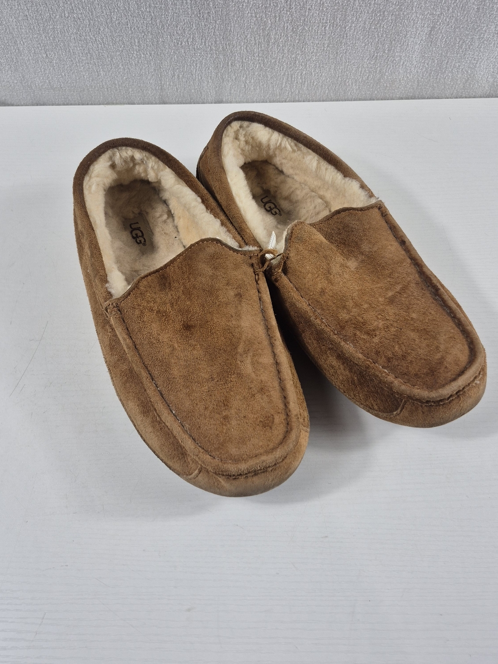 UGG Men's Chestnut Brown Suede Shearling Slip-On Loafers